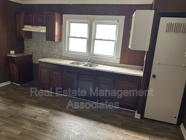 Foto del edificio - 433 N 16th St