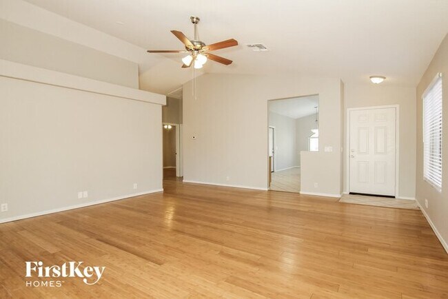 Foto del edificio - 8636 W Kathleen Rd
