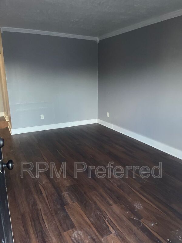 Building Photo - 3802 Dabney
