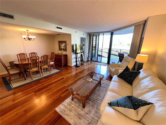 Foto del edificio - 690 Island Way