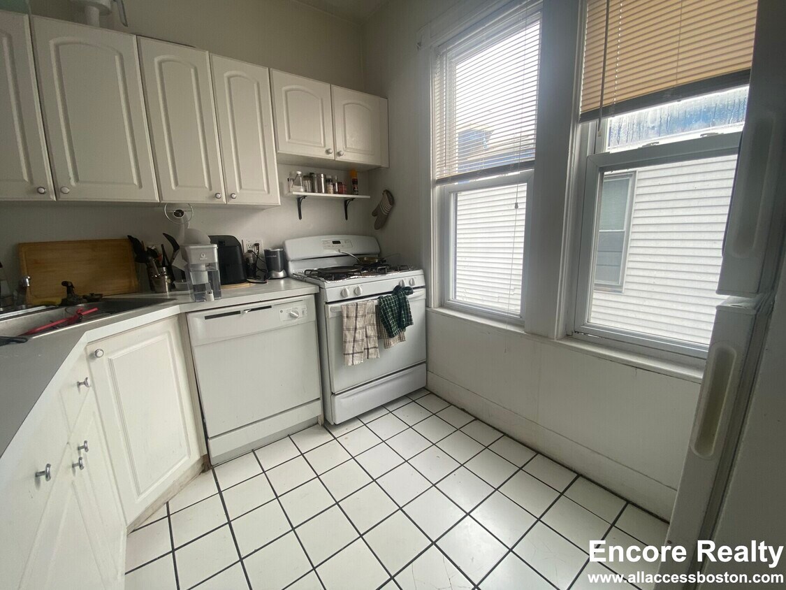 Foto principal - 530 Cambridge St