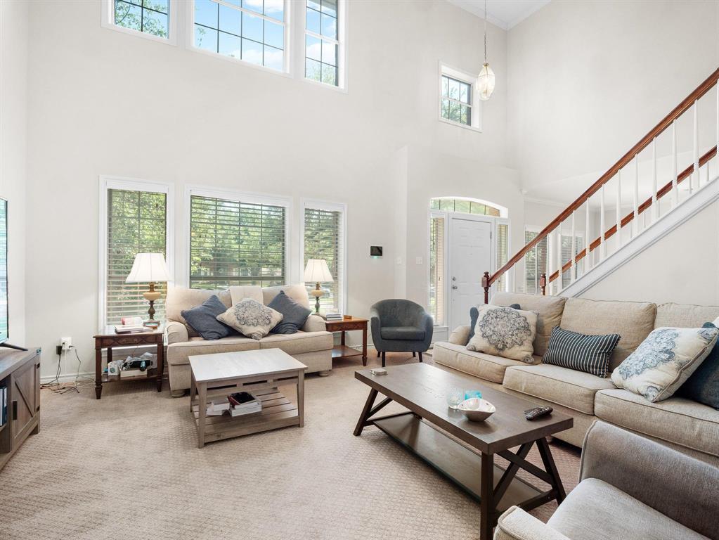Foto principal - 11303 Nutwood Cove