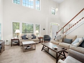 Building Photo - 11303 Nutwood Cove