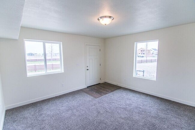 Foto del edificio - Beautiful Vineyard Townhome!