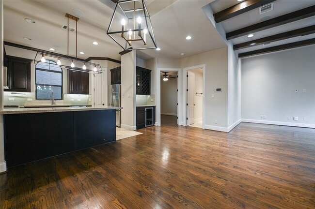 Foto del edificio - 307 Snover St