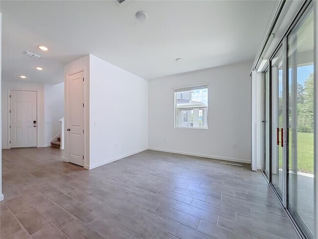 Foto del edificio - 770 Lake Dell Ave