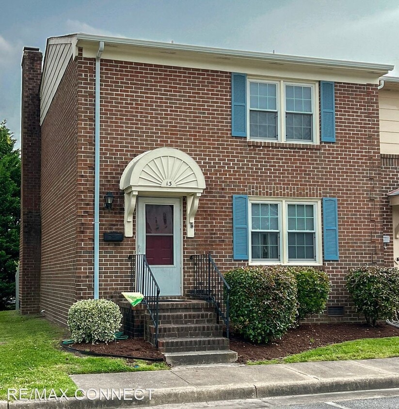 3 br, 2.5 bath House 13 Charles Parish D... House Rental in
