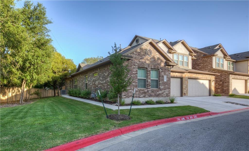 Foto principal - 2304 S Lakeline Blvd