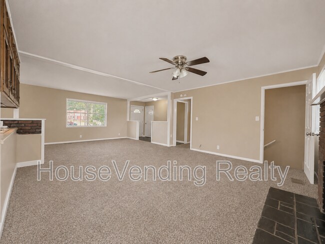 Foto del edificio - 6204 Trailhead Cir