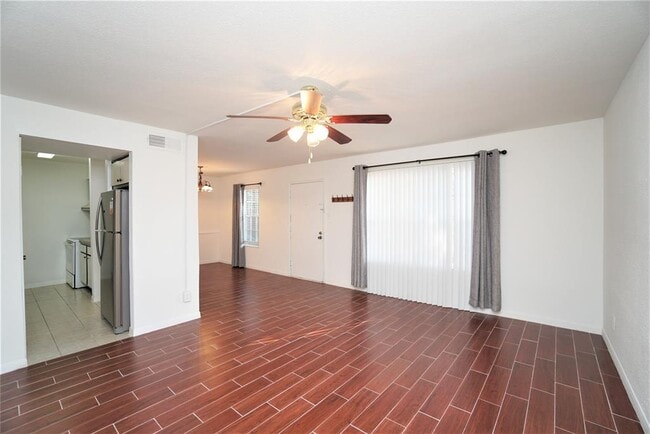 Foto del edificio - 5550 N Braeswood Blvd