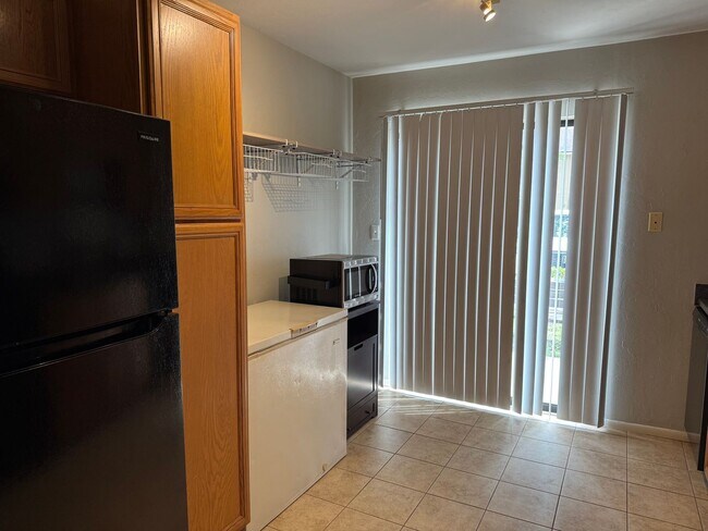 Foto del edificio - 507 NW 39th Rd