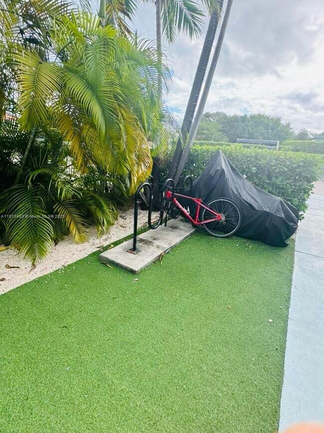 Foto del edificio - 315 W 28th St