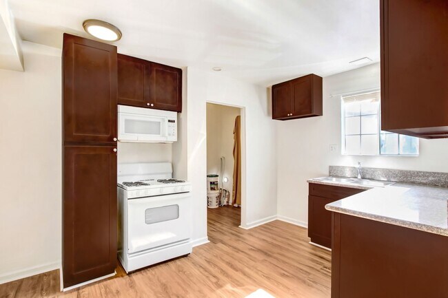 Foto del edificio - 3945 Severence Ave.