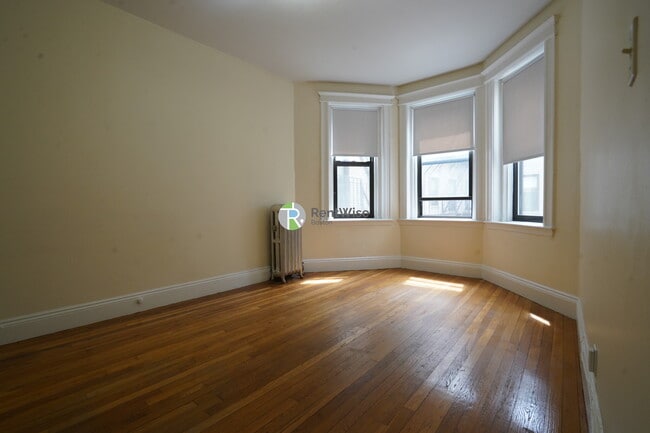 Building Photo - 1144 Commonwealth Ave