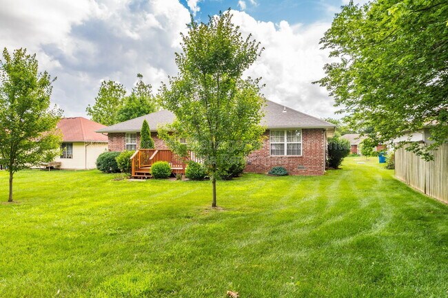 Foto del edificio - 3531 Leawood Ave