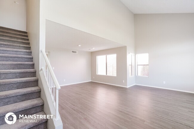 Foto del edificio - 8918 W Cambridge Ave