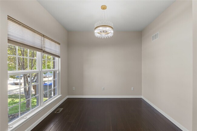 Foto del edificio - 184 Berry Manor Cir