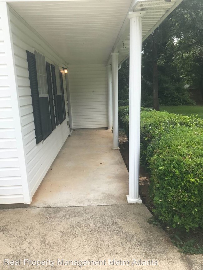 Building Photo - 3 br, 2 bath House - 2696 Cagle St.