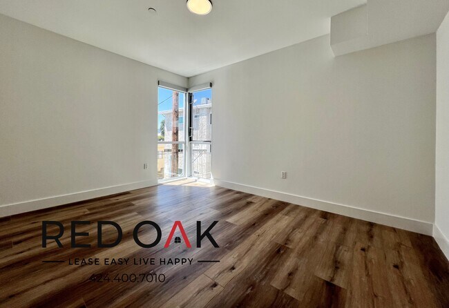 Foto del edificio - 5801 Camerford Ave