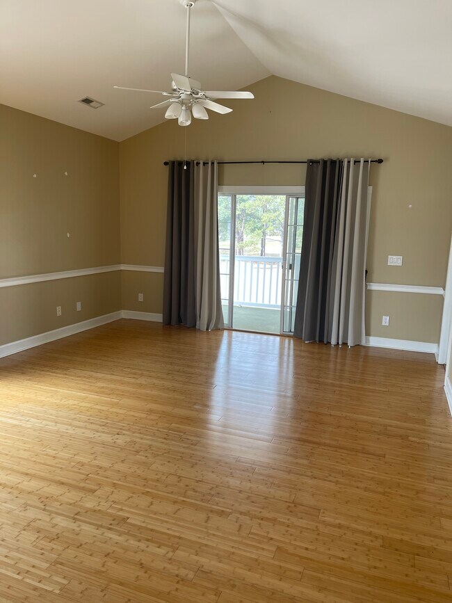 Building Photo - 4647 Wild Iris Dr