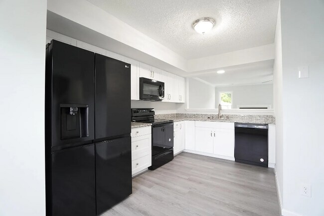 Foto del edificio - 5234 Johnstown Ln