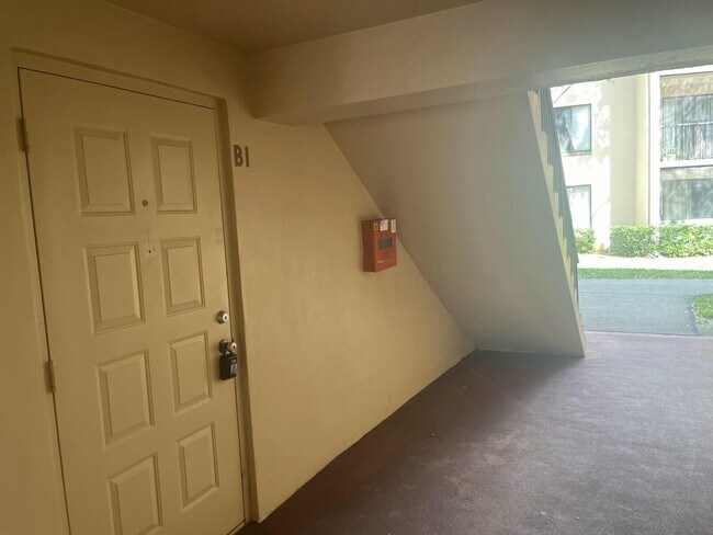 Foto del edificio - 209 Foxtail Dr