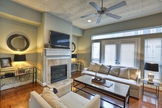 Building Photo - 1315 Birdsall St