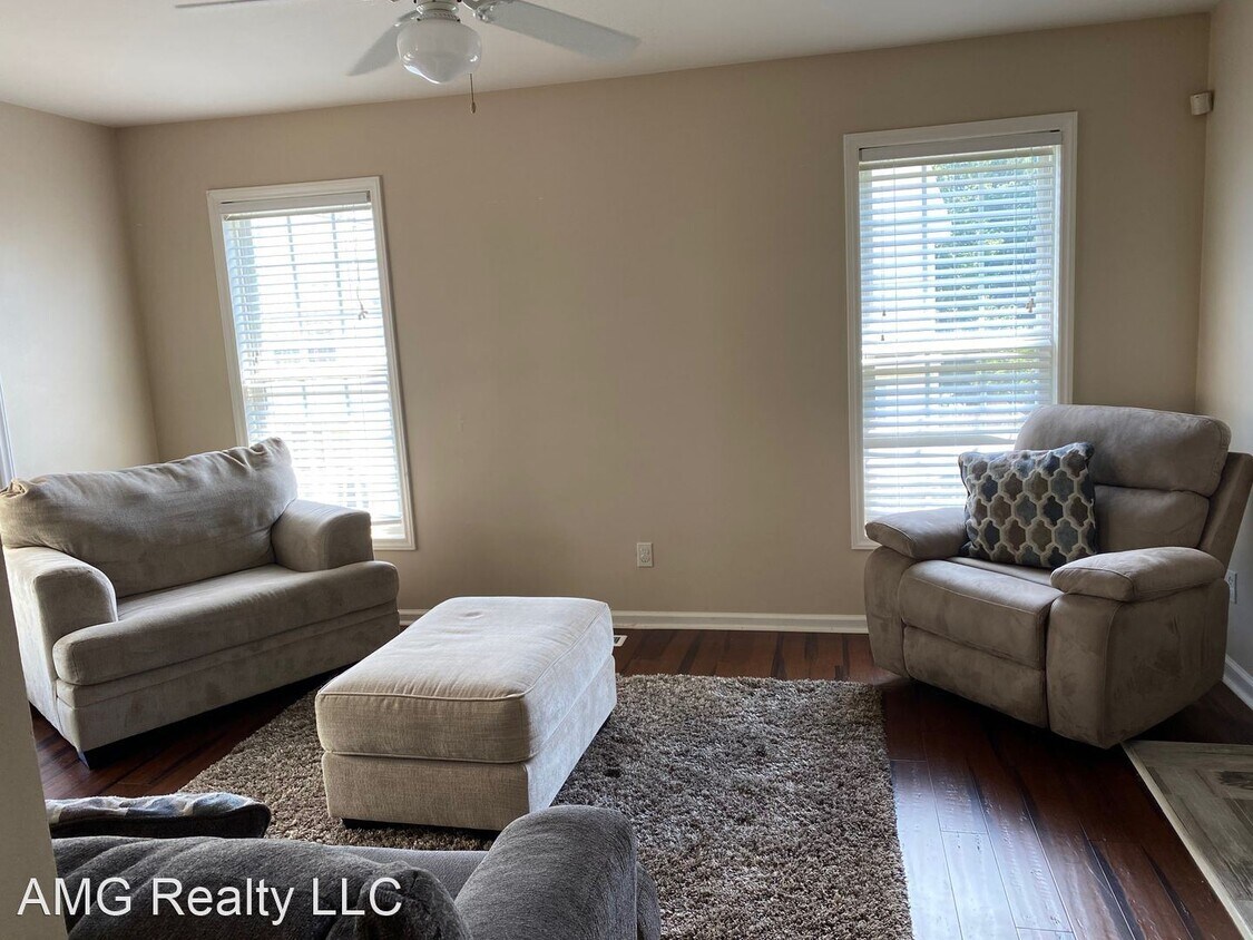 Primary Photo - 3 br, 2.5 bath House - 4904 Windproof Lane
