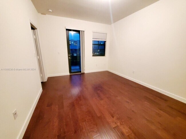 Foto del edificio - 6050 NW 104TH CT