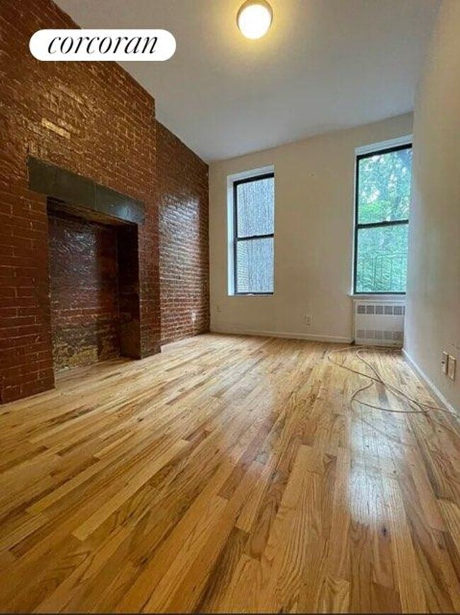 Foto del edificio - 346 E 78th St