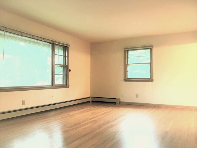 Foto del edificio - 413 Pawling St
