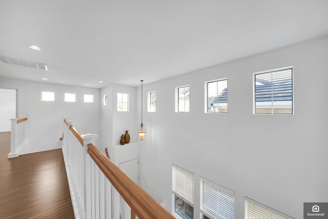 Building Photo - 1776 Wayne Cir