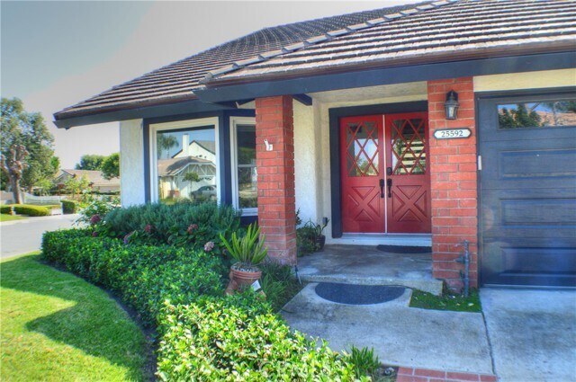 Building Photo - 25592 Leeward Dr