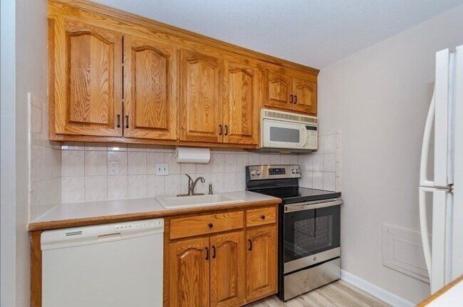 Foto del edificio - 64 Main St