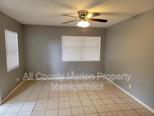 Building Photo - 2765 NE 48th Ct