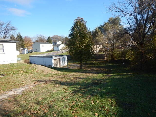 Building Photo - 40 Place Dr