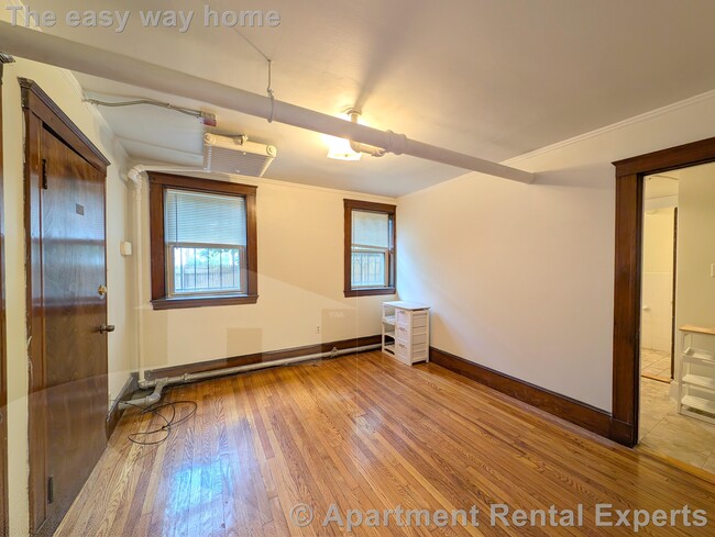 Building Photo - 155 Summer St