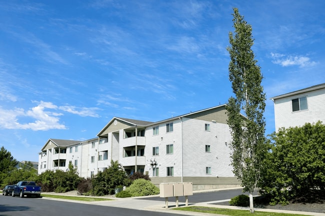 The Landing at Palouse Hills