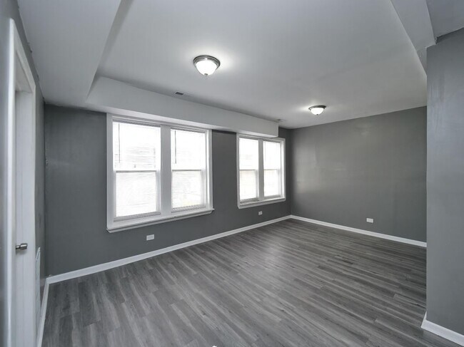 Foto del edificio - 346 N Laramie Ave
