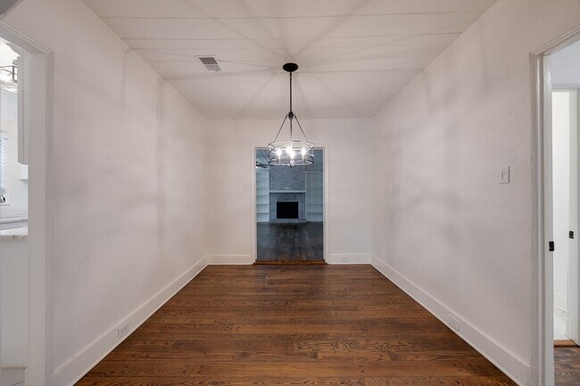 Building Photo - 228 Palisade St