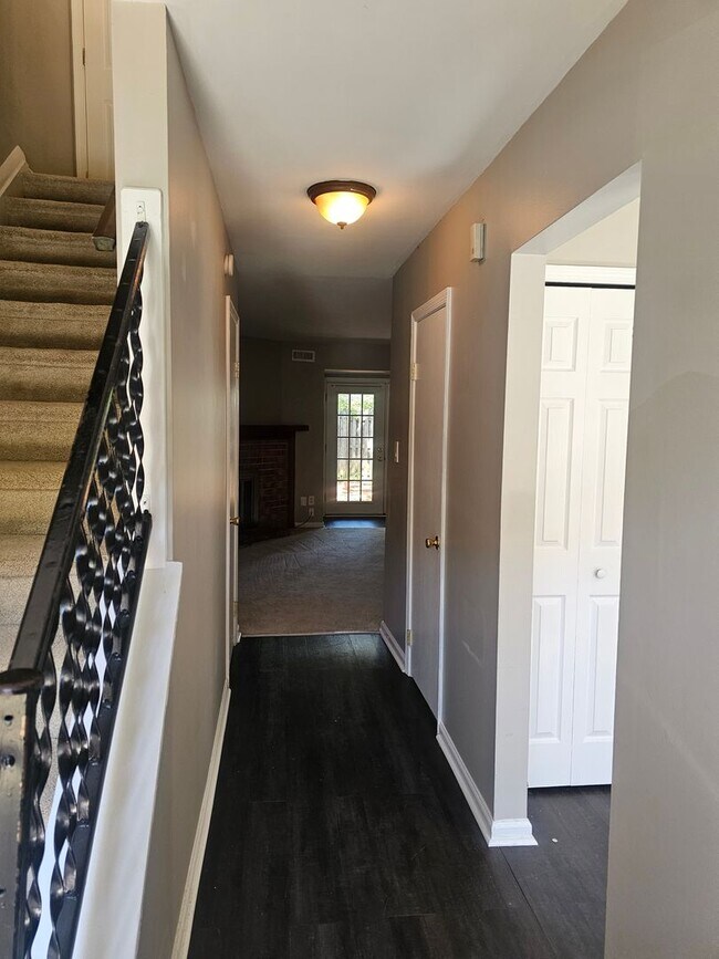 Foto del edificio - 12737 Woodside Ln
