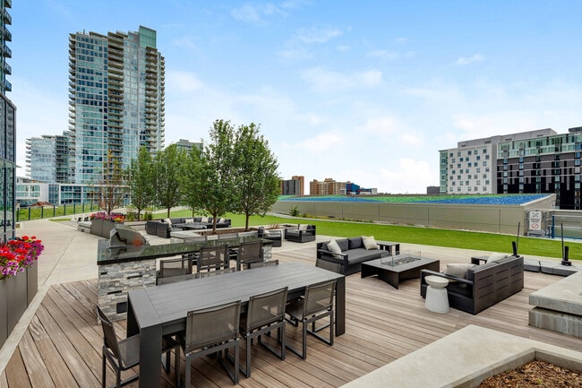 Arris East - Terrace Lounge - Arris East