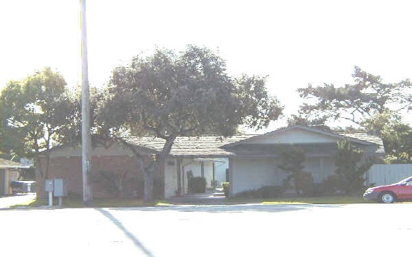 Building Photo - 3190 Homestead Rd