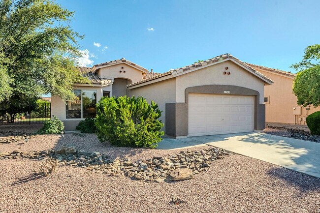 Building Photo - 4269 E Cassia Ln