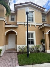 Building Photo - 3186 SW 129th Ave