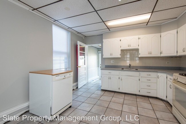 Building Photo - 4 br, 3 bath House - 4658 Mansion Street