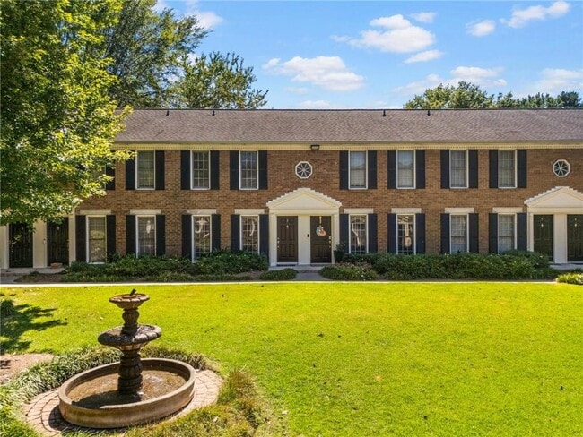 Foto del edificio - 1101 Collier Rd NW