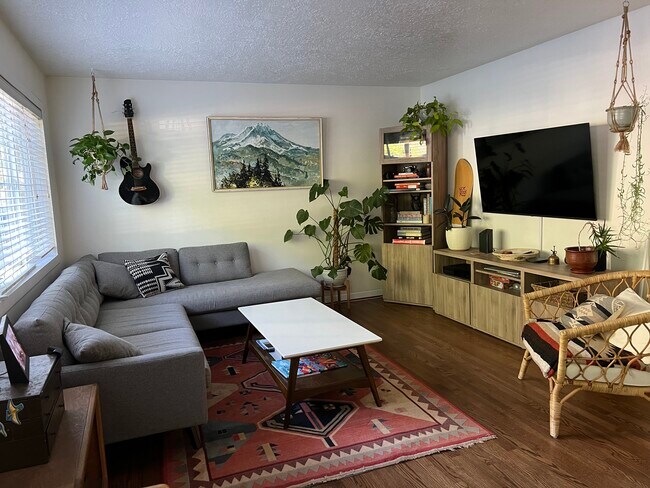 Foto del edificio - 3105 NE 92nd Ave