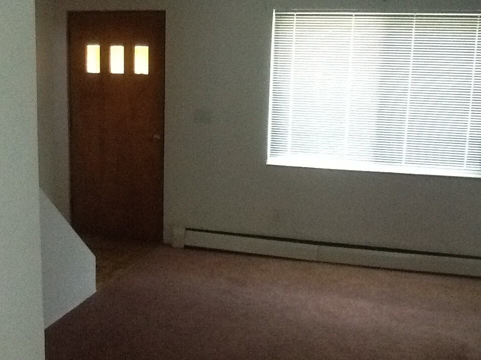 Primary Photo - 153 Wylie Ave