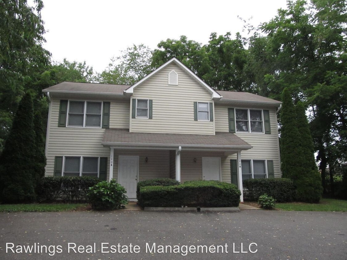 140 Elkwood Ave, Asheville, NC 28804 Condo for Rent in Asheville, NC